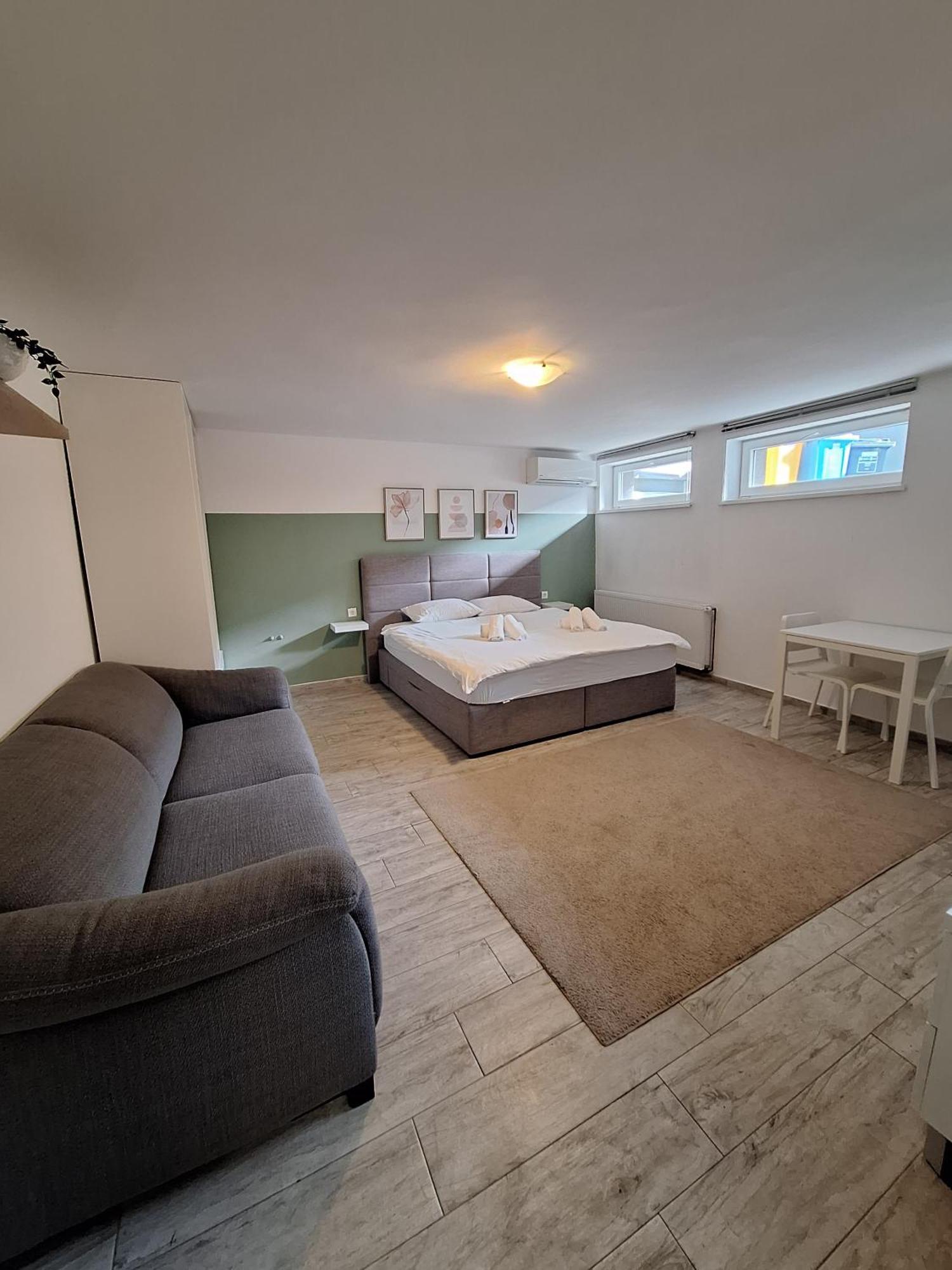Comfort Rooms Remiza - Free Private Parking - Self Check-In زغرب المظهر الخارجي الصورة